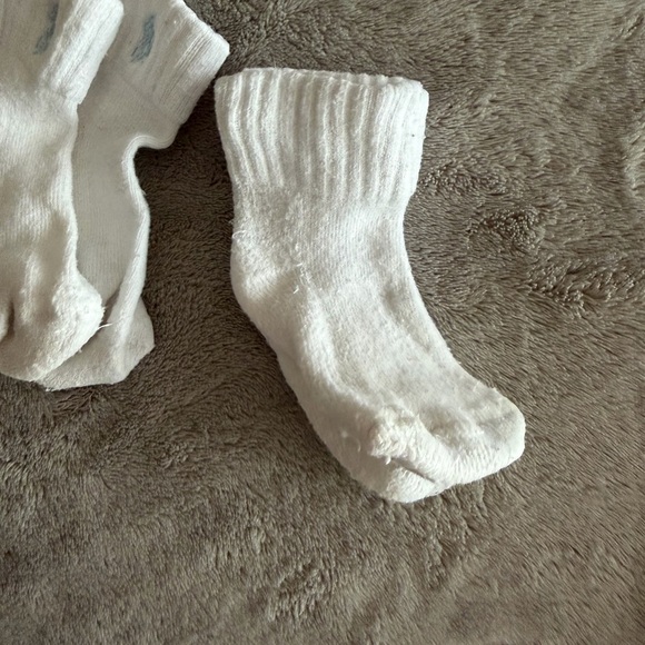 Polo by Ralph Lauren kid's White Socks - Picture 6 of 8